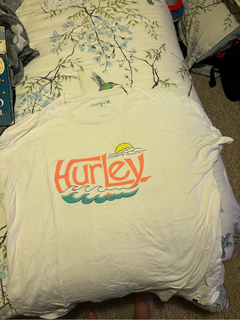 Hurley White Tee with Sunburst Graphic
